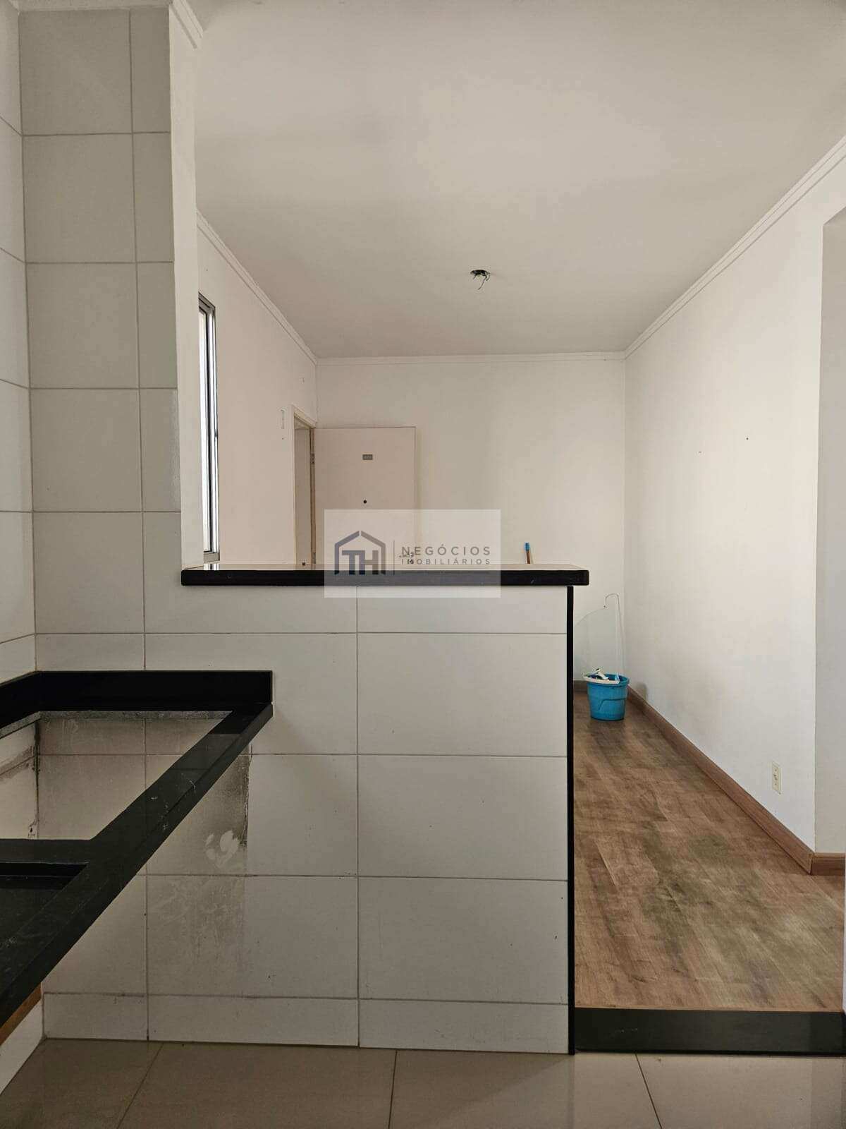 Apartamento à venda, com 2 quartos, 45m² - TH Negócios Imobiliários