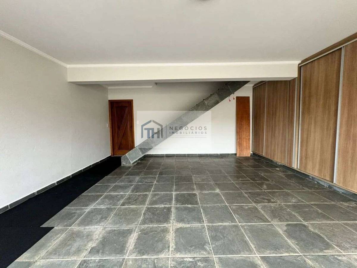 Casa para alugar em Piracicaba, Nova América, com 3 quartos, 257m² - TH Negócios Imobiliários
