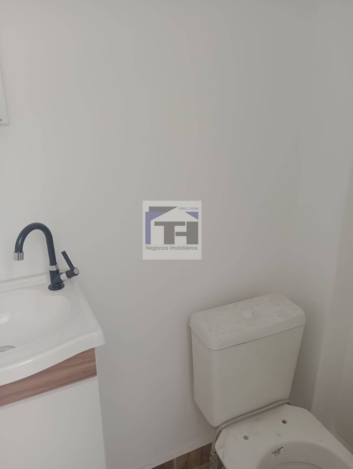 Loja, 45m², para locação - TH Negócios Imobiliários