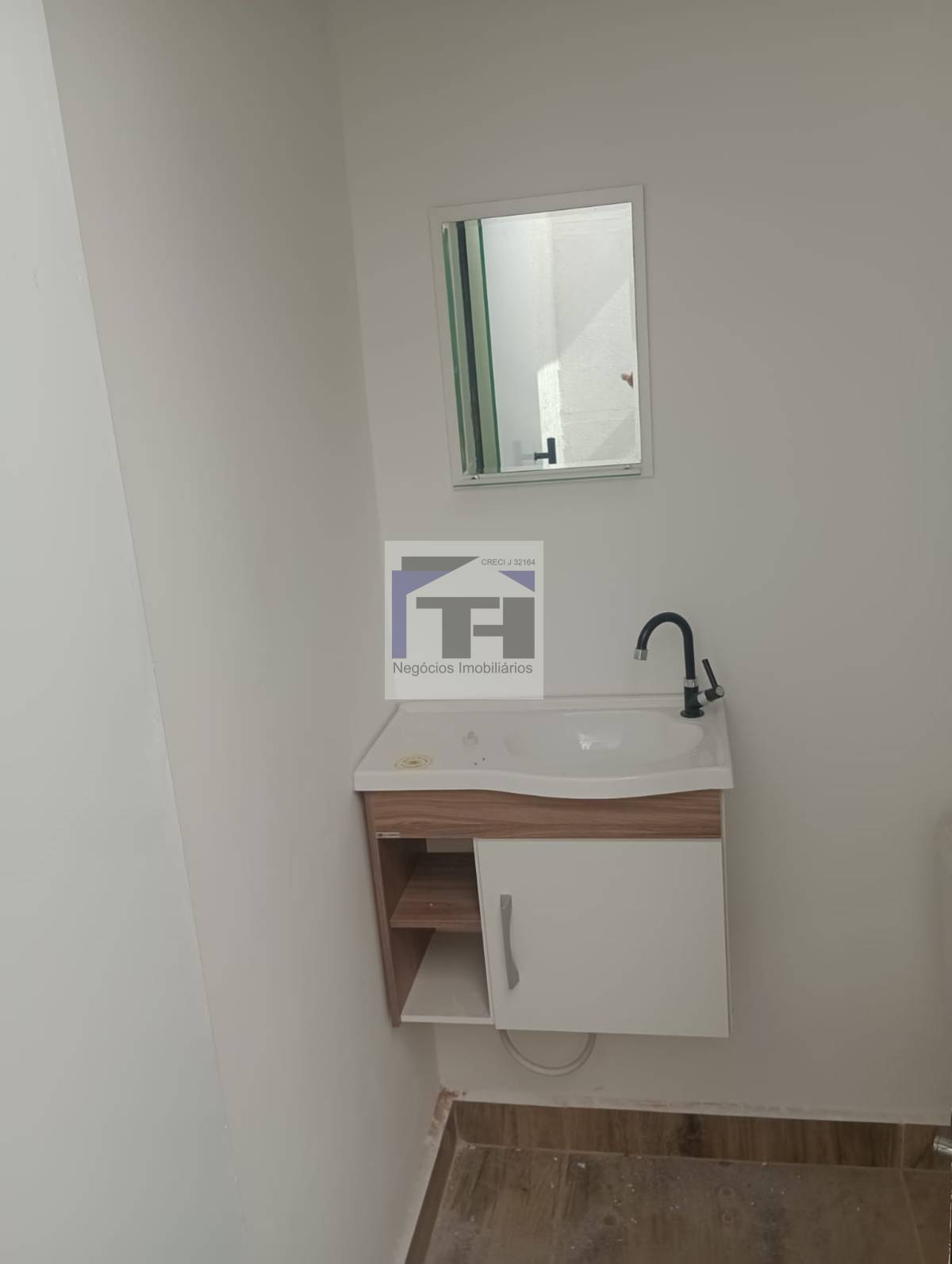 Loja, 45m², para locação - TH Negócios Imobiliários