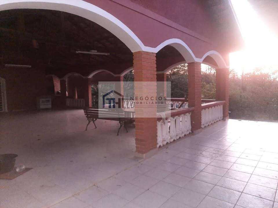 Sítio à venda, com 2 quartos, 46.154m² - TH Negócios Imobiliários