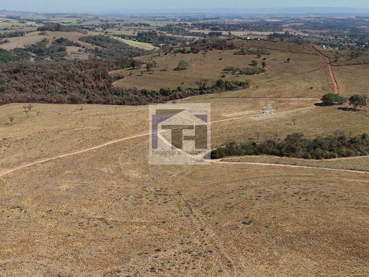 Terreno à venda em Piracicaba, São Jorge, 250m² - TH Negócios Imobiliários